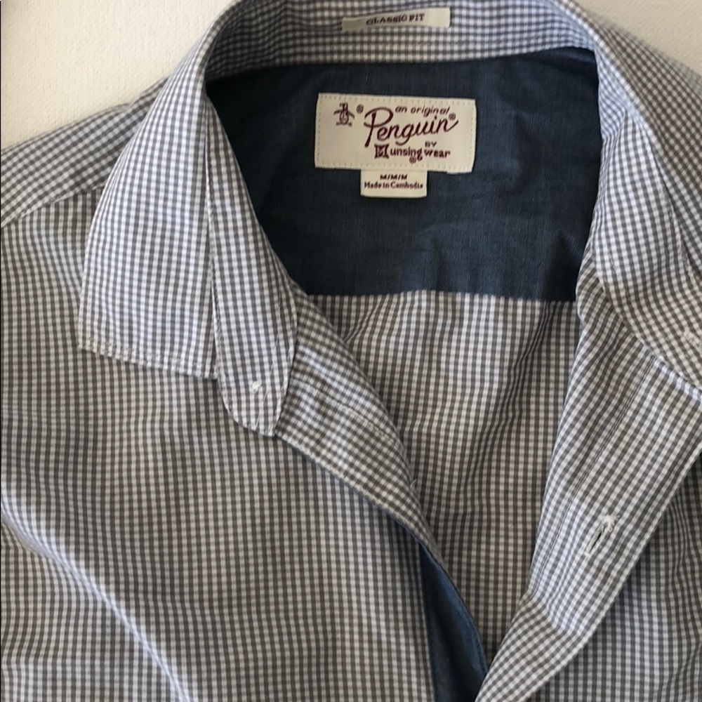 Penguin shirt A plus condition.